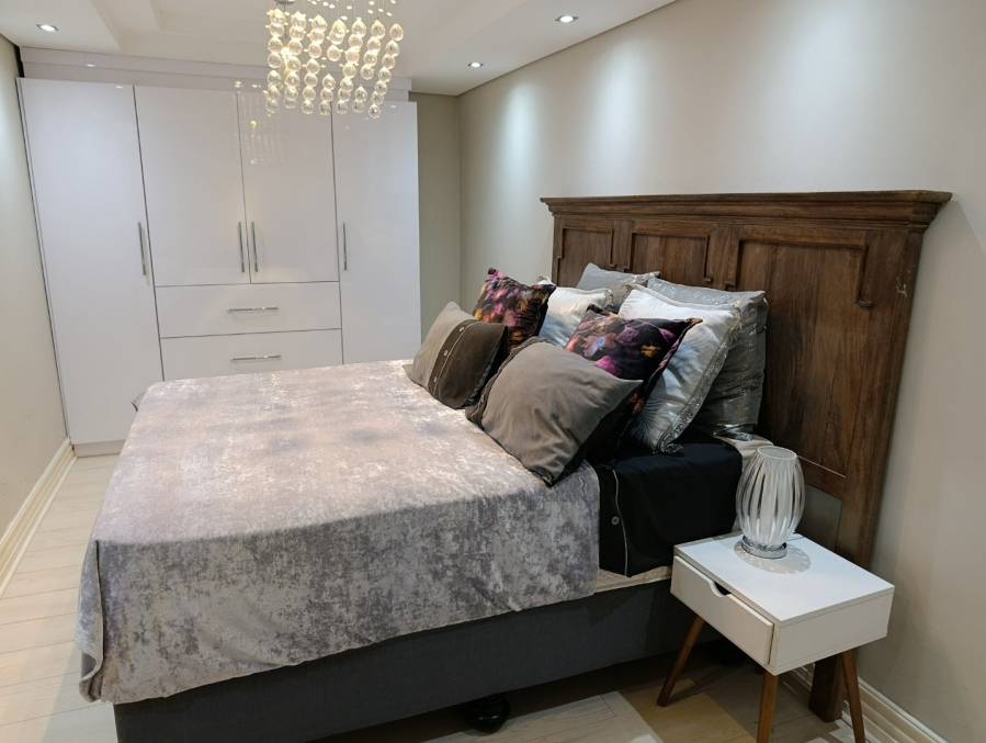 5 Bedroom Property for Sale in Heuwelsig Free State